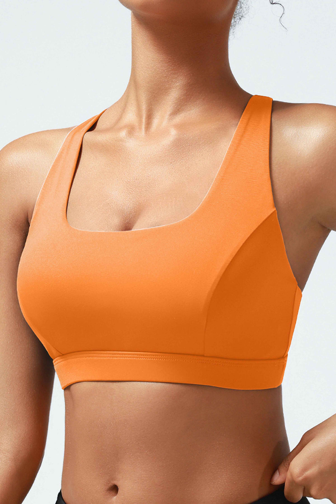 RUNNING GIRL Women’s Medium Support Sports Bra Cross Back Workout Bra with Removable Pads, Strappy Back Athletic Yoga Bra for Running Gym Fitness
