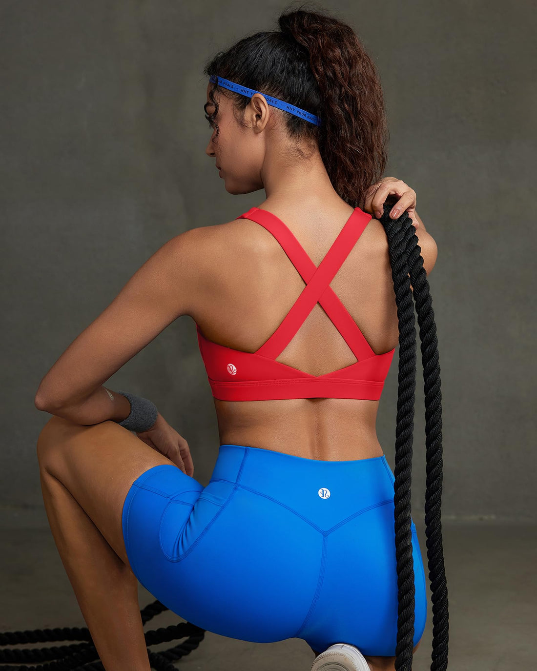 Strappy Criss-Cross Back Yoga & Gym Sports Bra with Removable Pads - Medium Support